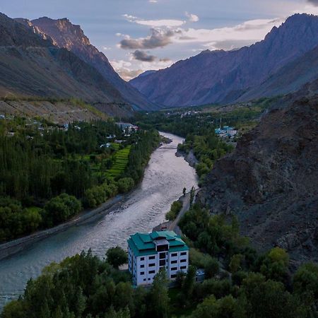 Hotel Chhutuk Heights Kargil Luaran gambar